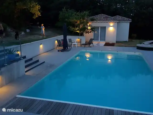 La Maison Blanche | France, Ardèche, Rompon - villa Belle piscine privée avec éclairage d'ambiance