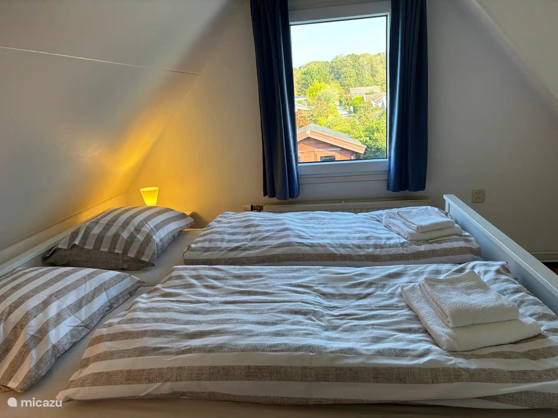 Slaapkamer 2 personen axhterzijde vakantiewoning Oostkapelle 