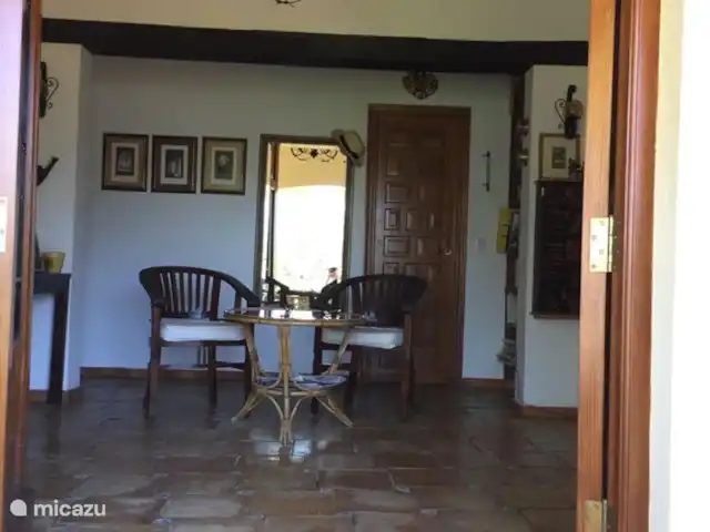 Casa Virginia huren in Spanje, Costa Blanca, Orba - vakantiehuis Grote ruime hal met traditionele Spaanse openslaande deuren
