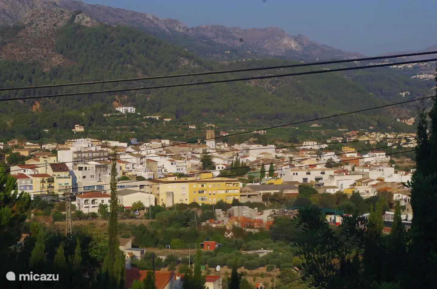 Blick auf das Dorf Orba