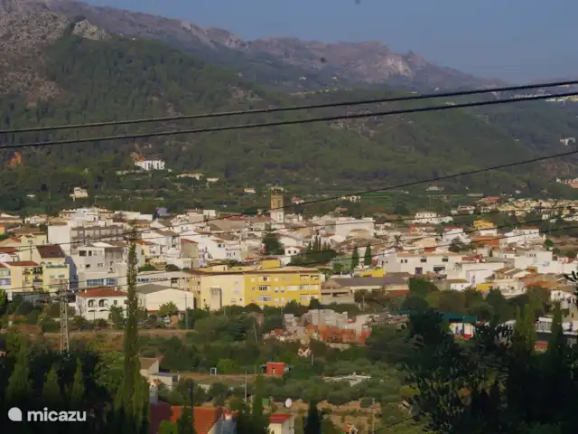 Casa Virginia huren in Spanje, Costa Blanca, Orba - vakantiehuis Uitzicht op het dorp Orba