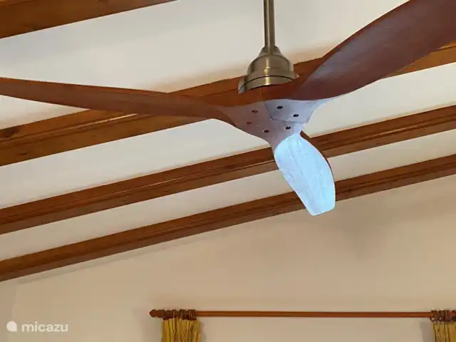 Casa Virginia huren in Spanje, Costa Blanca, Orba - vakantiehuis Beide slaapkamers zijn voorzien van geluidloze ventilatoren die de gehele slaapkamers voorzien van frisse lucht.