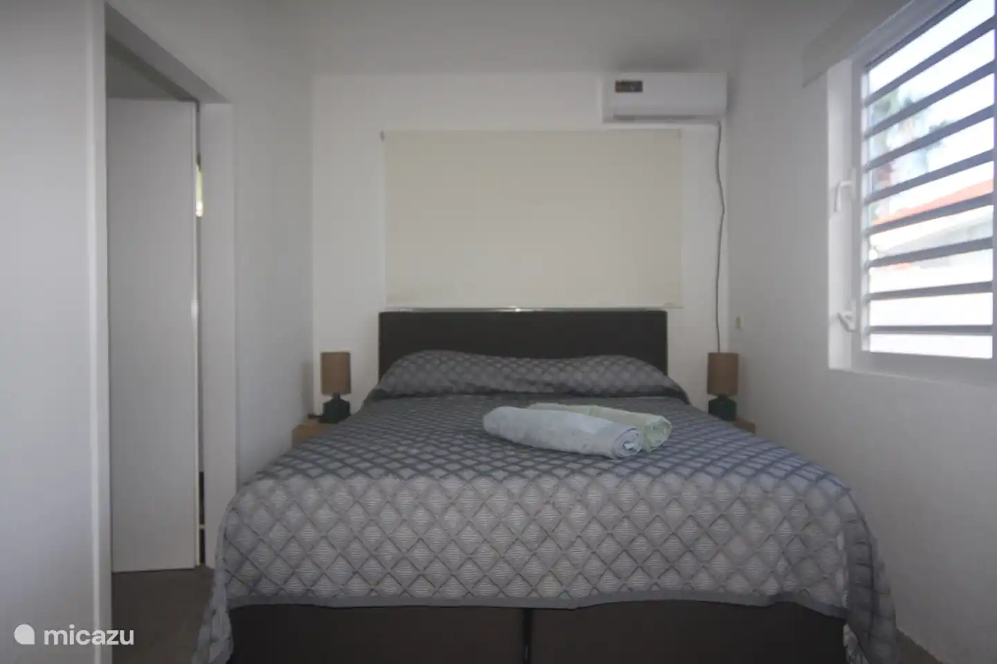 2. Schlafzimmer Queensize-Bett