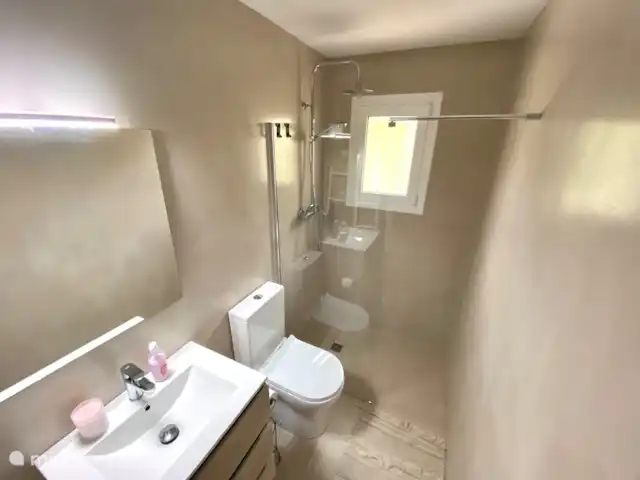 Casa Paulanni - Moraira / Benissa huren in Spanje, Costa Blanca, Benissa - vakantiehuis Badk met douche toilet lavabo
