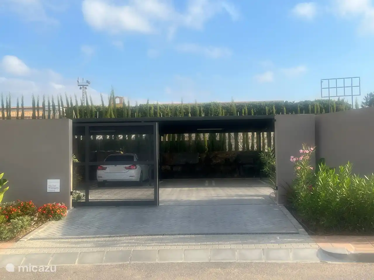 Der Eingang zum Sun Valley.