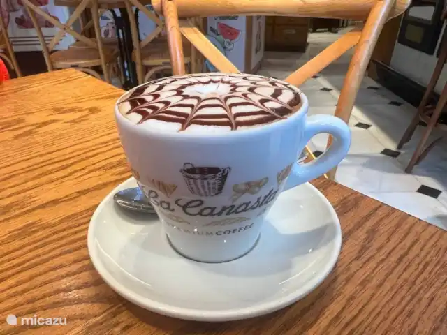 Hip appartement - Casa Mijas -Málaga huren in Spanje, Costa del Sol, La Cala de Mijas - appartement Dit is 'm dan. De mooiste koffie : )