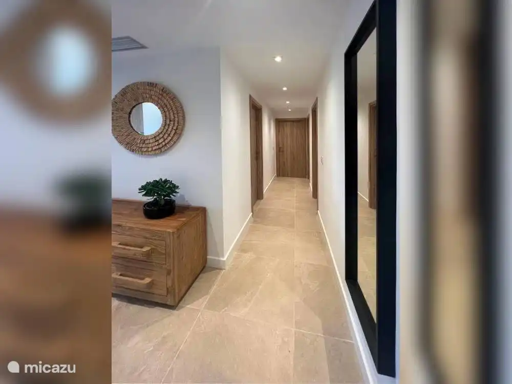 Der Flur zu den Schlafzimmern.