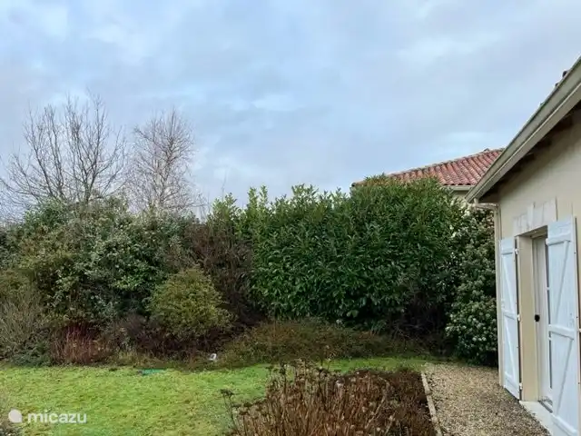 Villa Hirondelle la Haute Prézé | France, Charente, Rouzède - villa Côté jardin nord