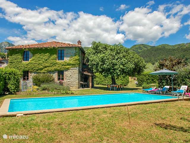 Holiday home in Italy, Tuscany, Camporgiano - villa Tuscany - house with private pool