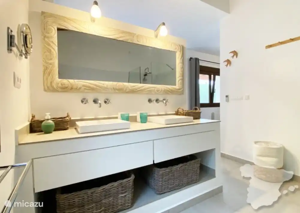 Badezimmer Master-Schlafzimmer