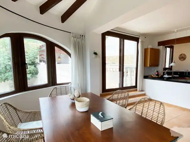 Location de Vacances Espagne, Costa Blanca, Moraira, villa - Maison Cosy table à manger avec vue
