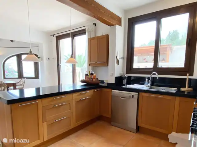 Location de Vacances Espagne, Costa Blanca, Moraira, villa - Maison Cosy cuisine ouverte
