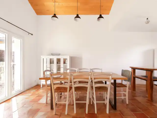 villenouve en Francia, Alto Garnoa, Villenouvelle - casa vacacional La zona de comedor