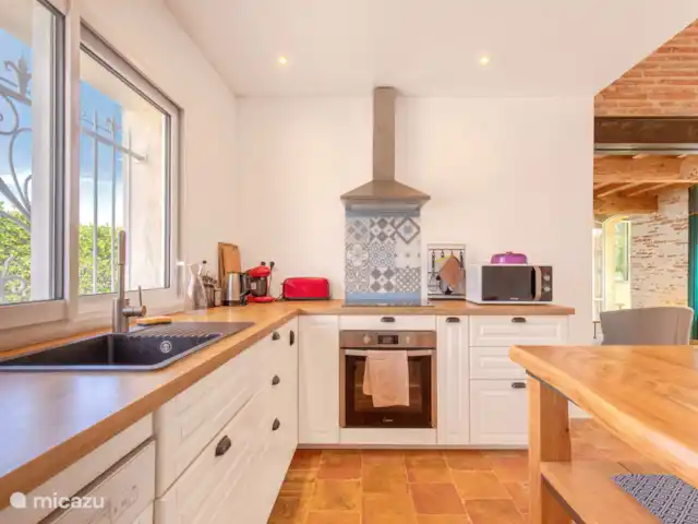 villenouve en Francia, Alto Garnoa, Villenouvelle - casa vacacional La cocina