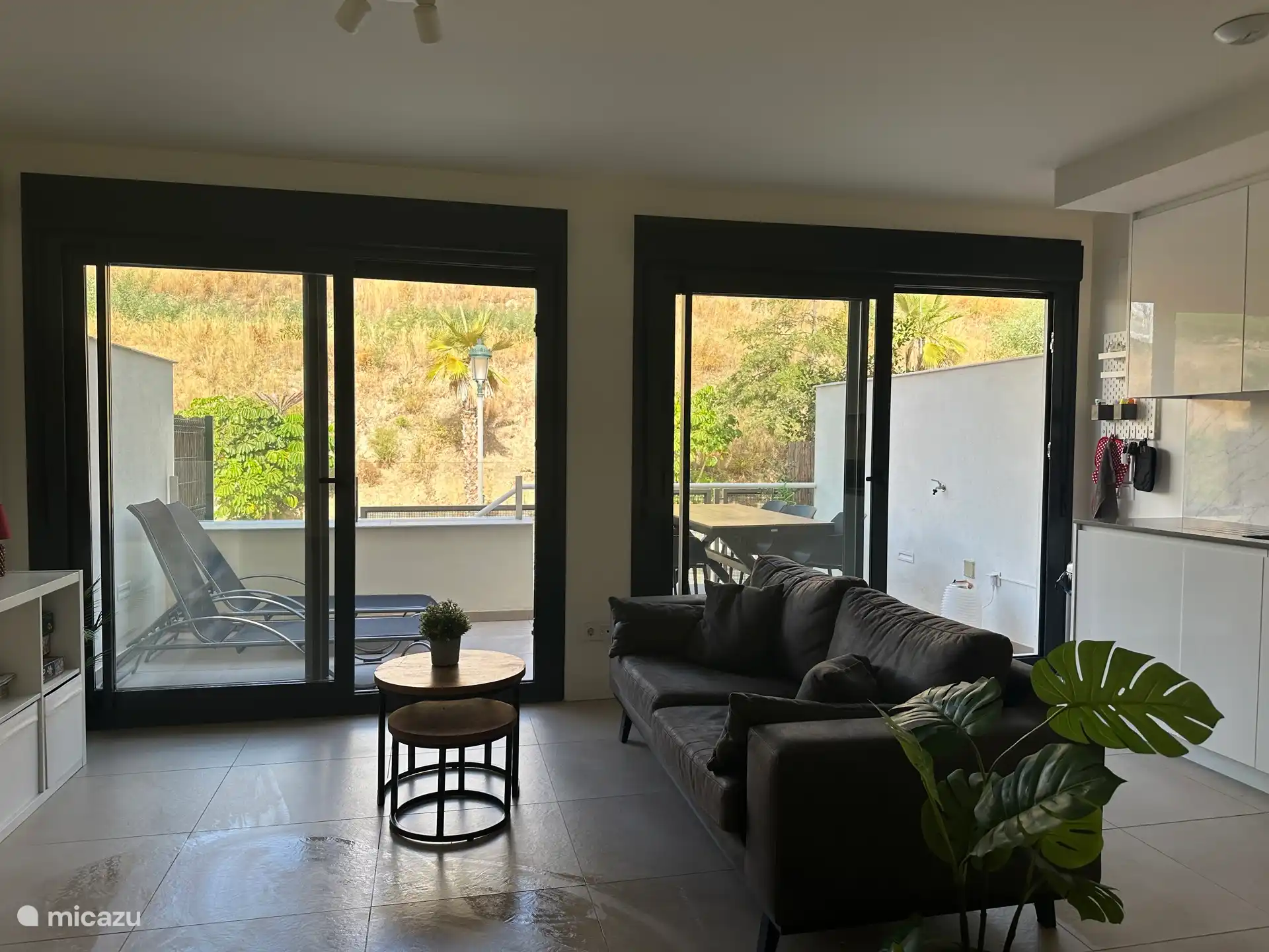 Blick durch die Terrasse