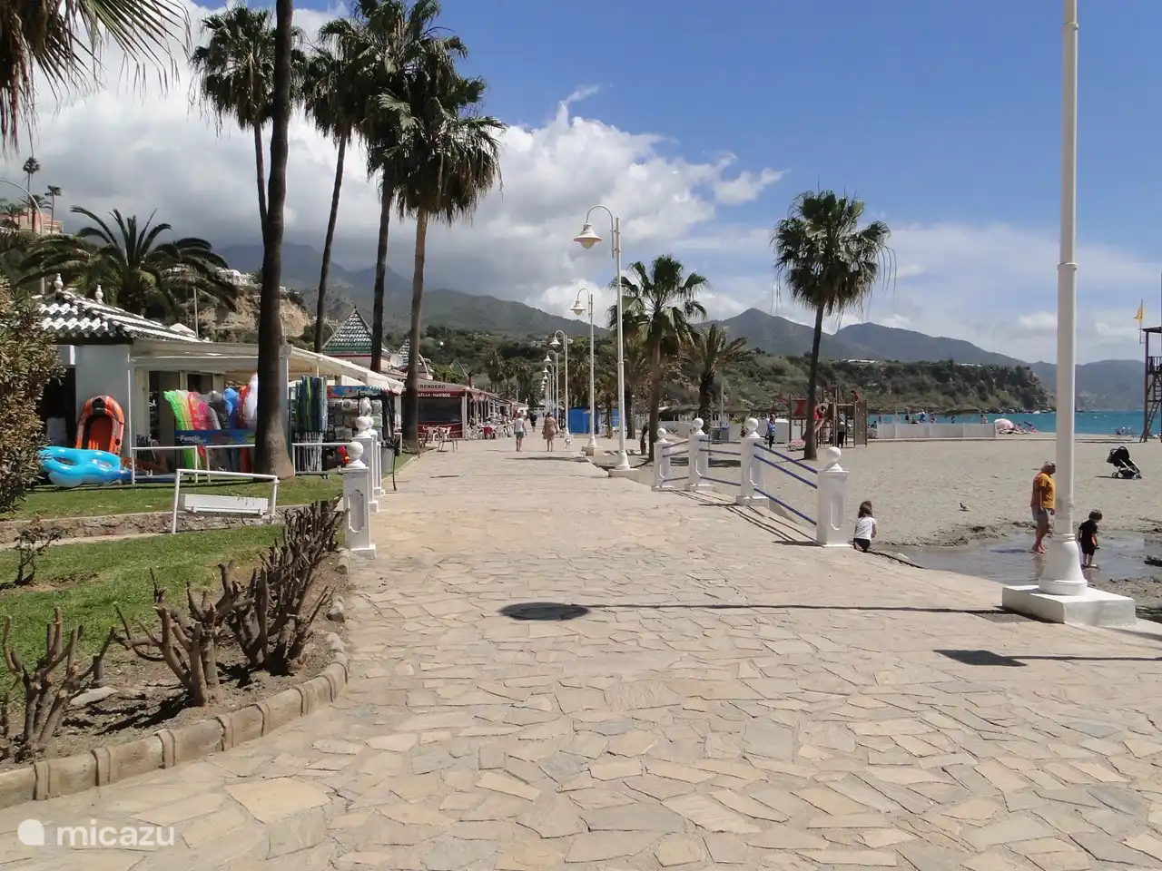Die Promenade des Strandes von Burriana