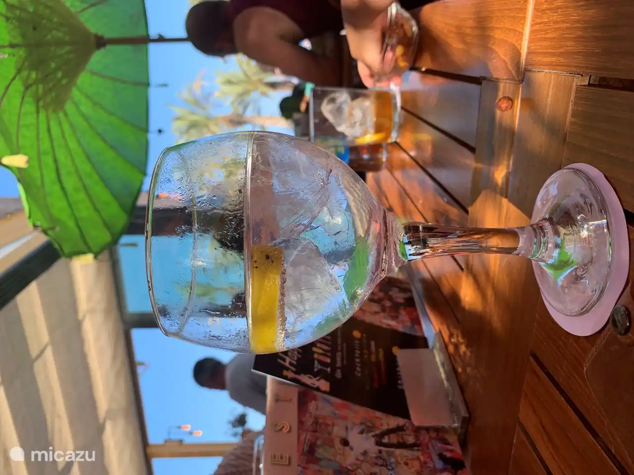 Enjoy happy hour daily on the boulevard!