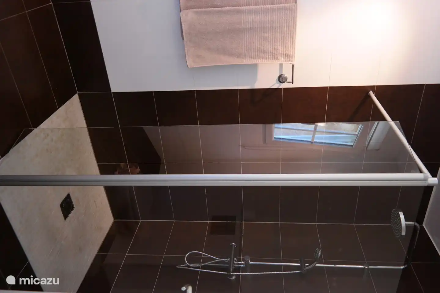 Die große begehbare Dusche