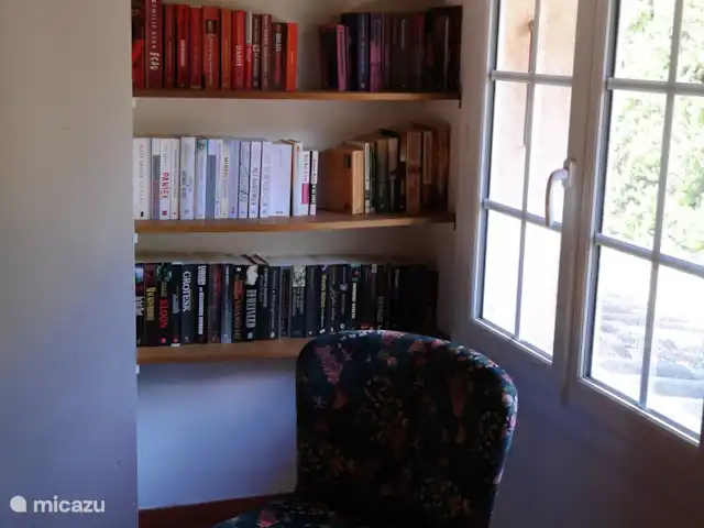 Maison Merle | France, Var, Moissac-Bellevue - villa L'armoire à livres et à jeux