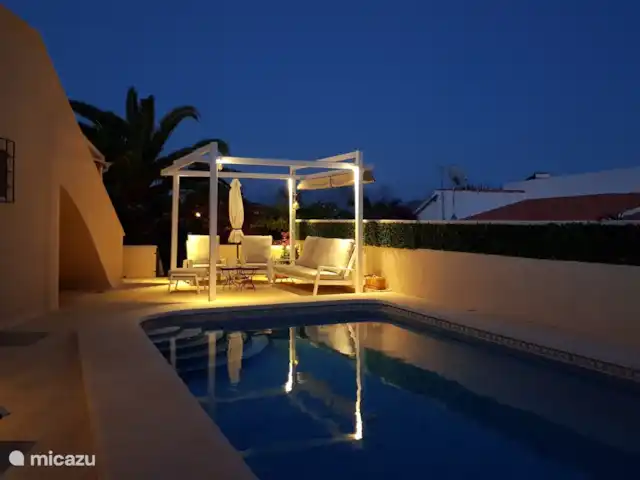 Casa Mi Pajobe (2 chambres/max 4 pers) | Espagne, Costa Blanca, Benidorm - villa Que ce soit la nuit....