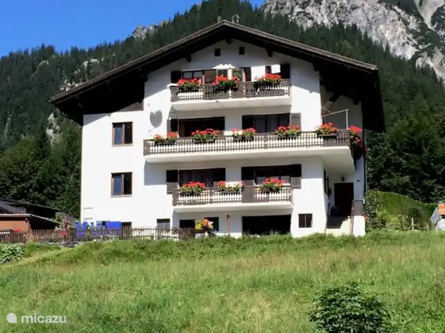 Landhaus Waldblick apartment Otmar huren in Oostenrijk, Vorarlberg, Wald am Arlberg - appartement Landhaus Waldblick in de zomer