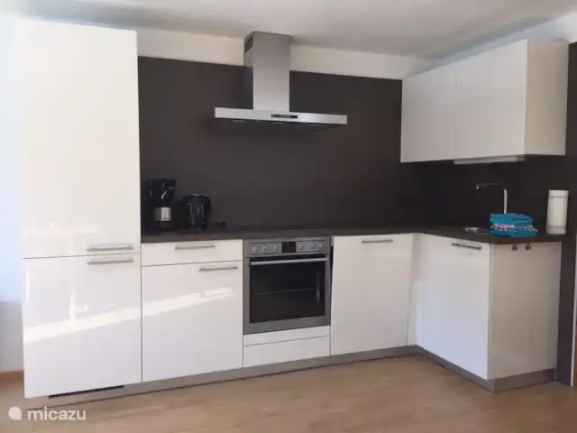 Landhaus Waldblick apartamento Aloisia en Austria, Vorarlberg, Wald am Arlberg - apartamento cocina comedor