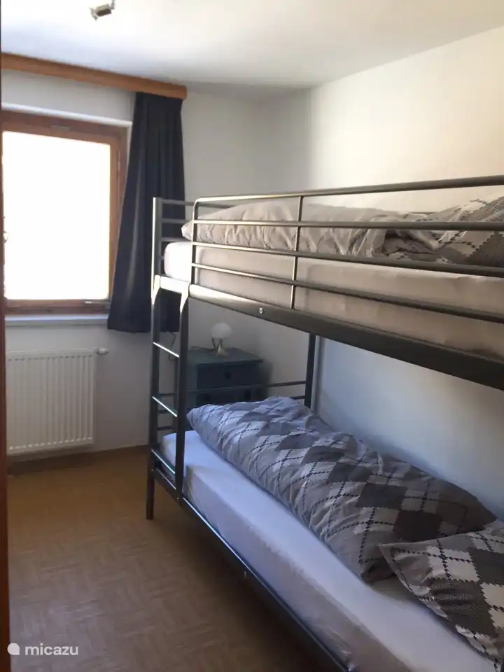 Schlafzimmer 3