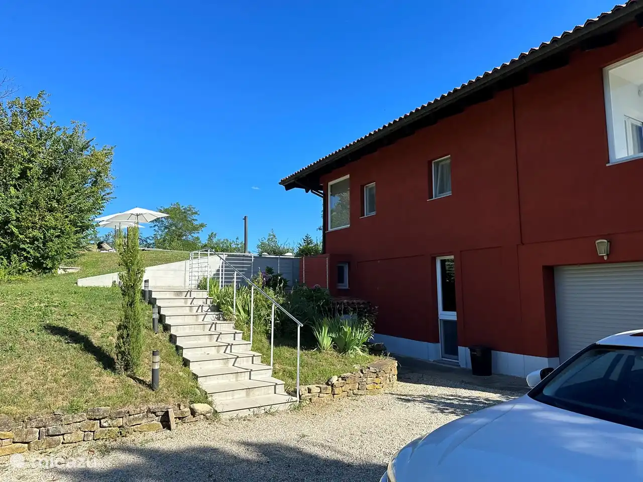 Der Standort hat 2 Ebenen