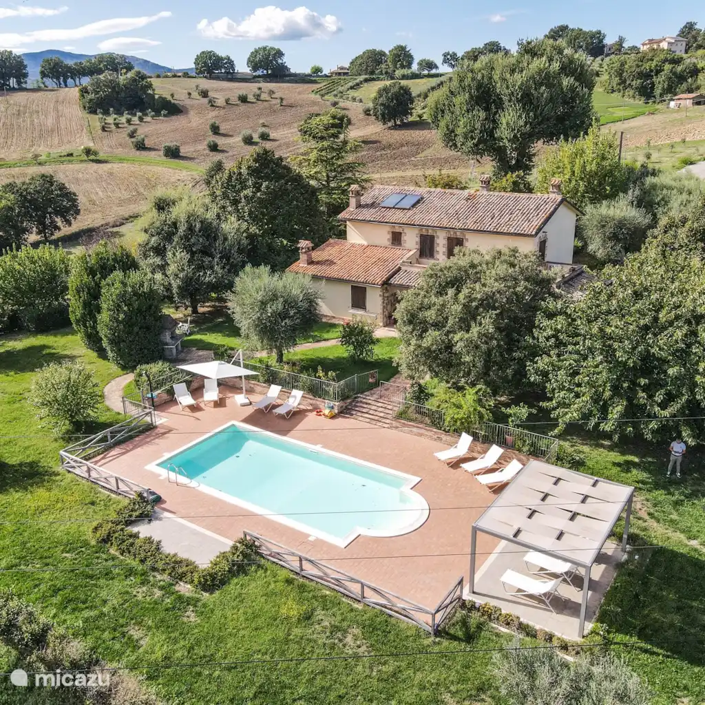 Zuid Umbrie, villa met privé zwembad