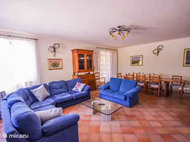 Location de Vacances Italie, Ombrie, Avigliano Umbro, villa - Ombrie du Sud, villa avec piscine privée