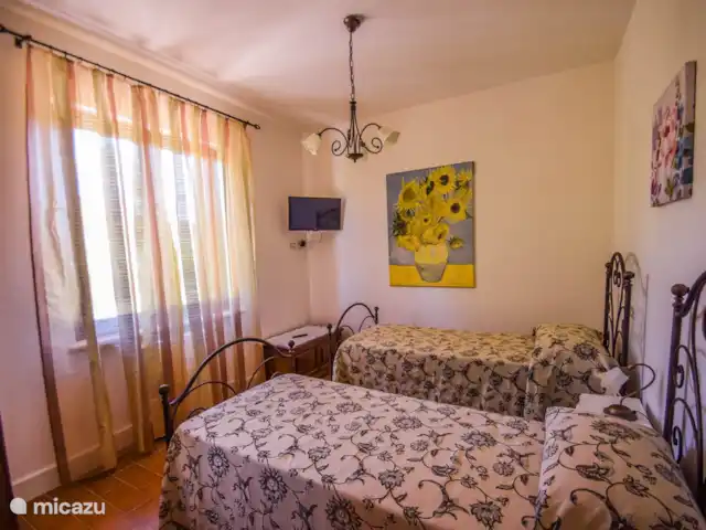 Location de Vacances Italie, Ombrie, Avigliano Umbro, villa - Ombrie du Sud, villa avec piscine privée