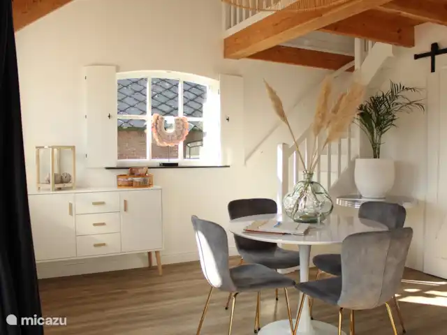 Noxem bnb Scandinavian huren in Nederland, Noord-Holland, Boesingheliede - bed & breakfast Zithoek op de begane grond.