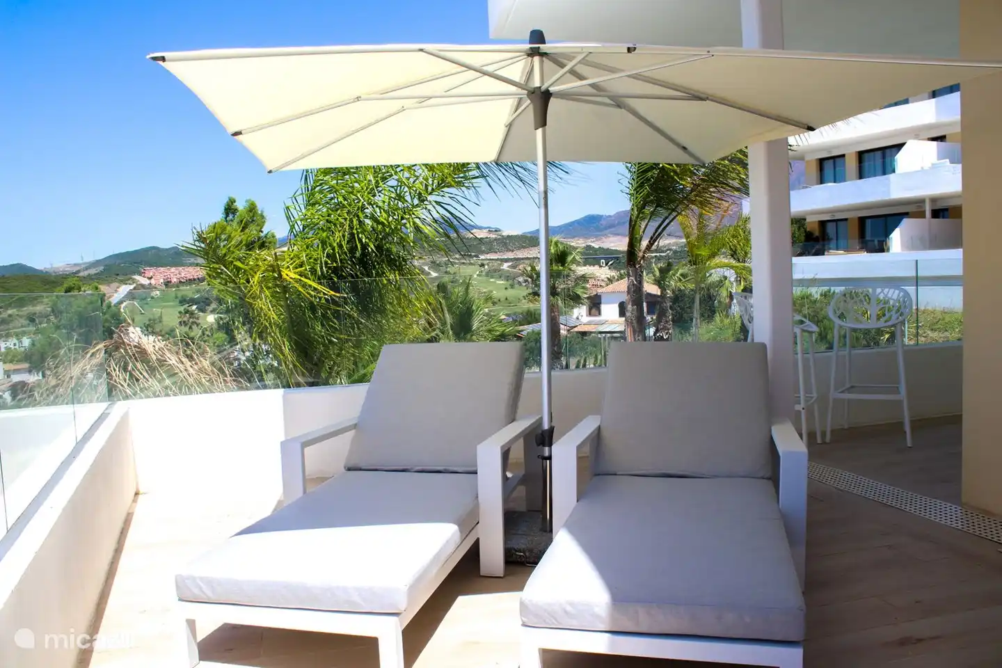 App. Stina & Rienk One80 Estepona in Spanien, Costa del Sol, Estepona - Appartement