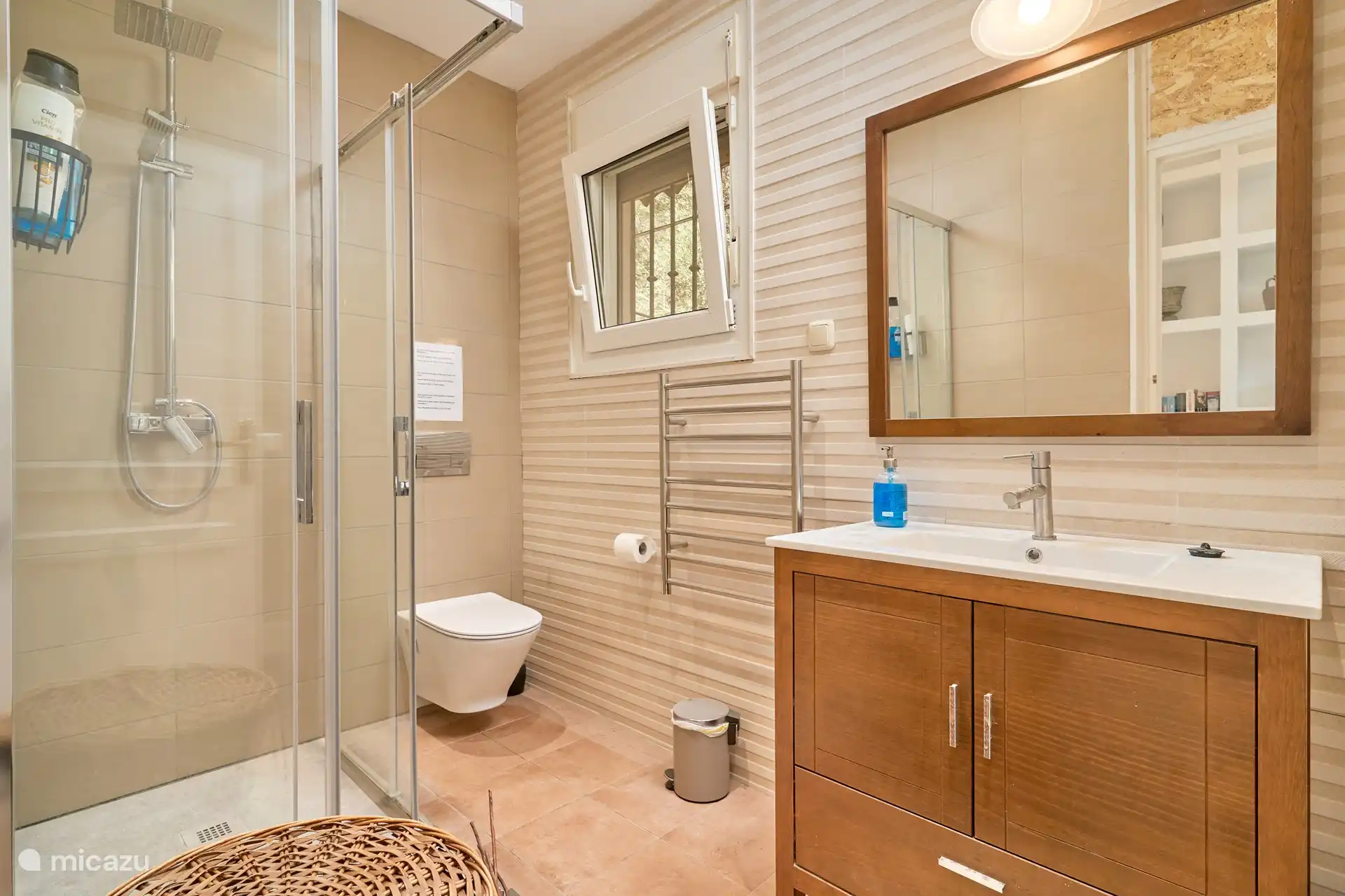 Hauptbereich des 2. Badezimmers