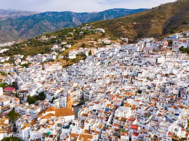 Casa Repisa en España, Andalucía, Cómpeta - villa Cómpeta, la casa se encuentra en las afueras del pueblo de arriba