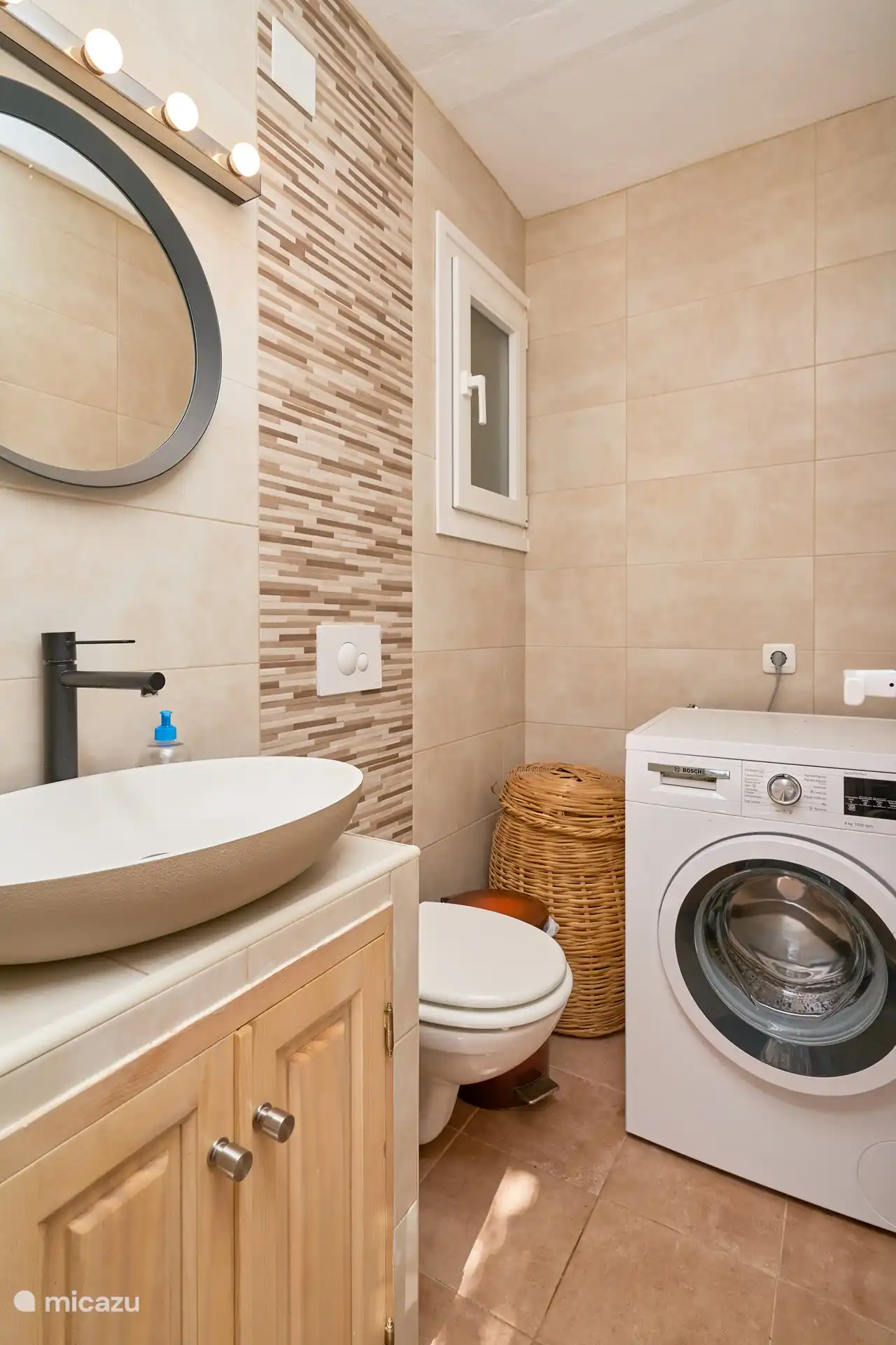 Toilette im Erdgeschoss