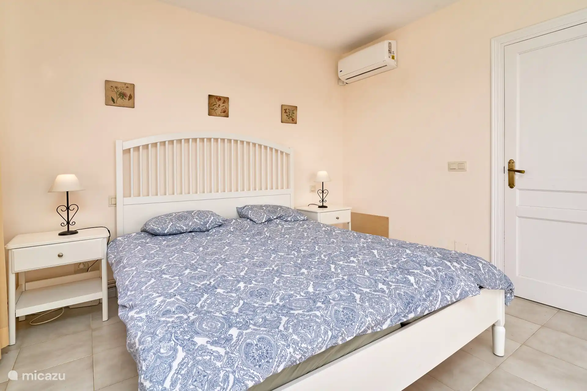 Schlafzimmer 1; Körper