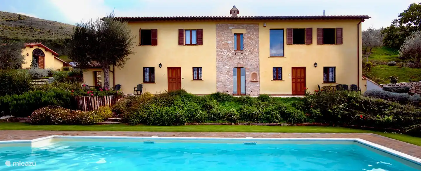 Agriturismo Fiordaliso - Girasole en Italia, Umbría, Trevi - apartamento