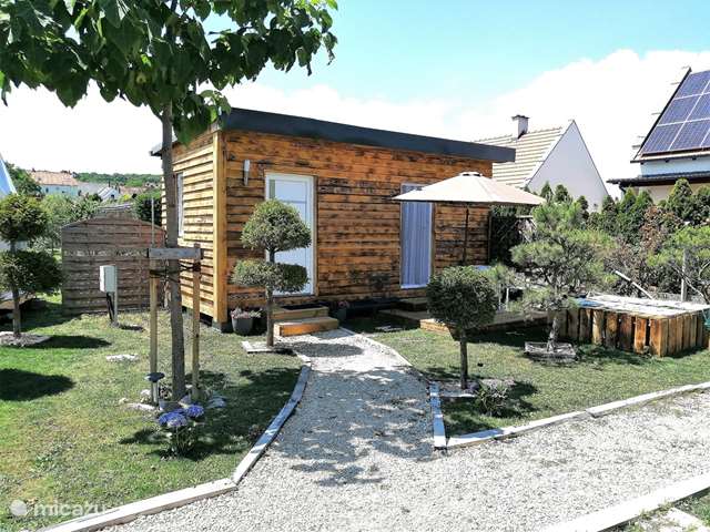 Vakantiehuis Hongarije – tiny house Tinyhouses Blue aan de Neusiedler See
