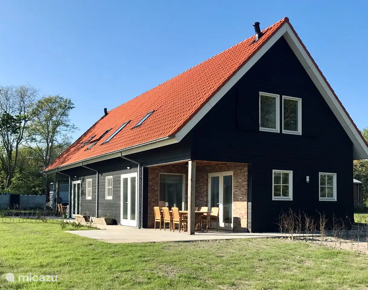 Achteraanzicht met veranda