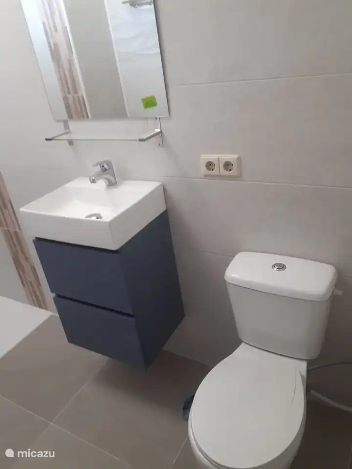 Badezimmer in der Master-Suite