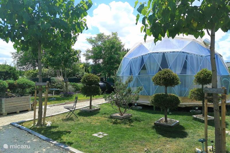 Vakantiehuis Hongarije, Gyor-Moson-Sopron, Fertőrákos Glamping / Safaritent / Yurt Glamping Dome aan de Neusiedler See