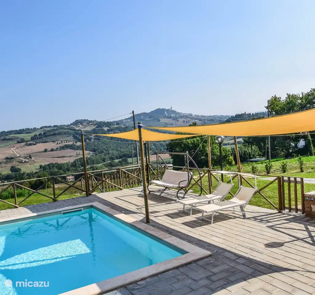 Todi, huis met privé zwembad