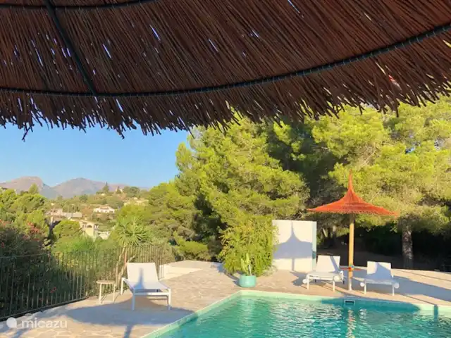 Villa Veni Vidi Vici, luxe villa huren in Spanje, Costa Blanca, Lliber - villa Voldoende schaduw bij het zwembad