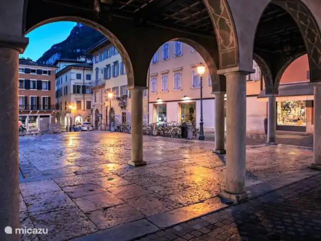 Location de Vacances Italie, Lac de Garde, Riva del Garda, appartement - Penthouse all'alba Centre ancien de Riva Del Garda