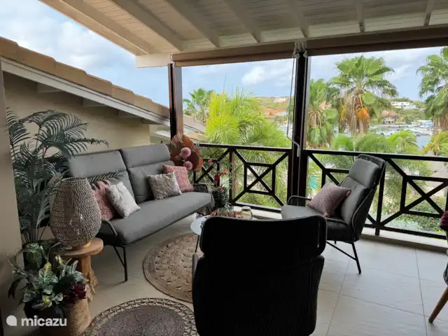 Vue sur l'eau espagnole Sun Flower Garden | Curaçao, Banda Ariba (est), Brakkeput Abou - appartement Votre tasse de café ici le matin vous procure une sensation merveilleusement détendue
