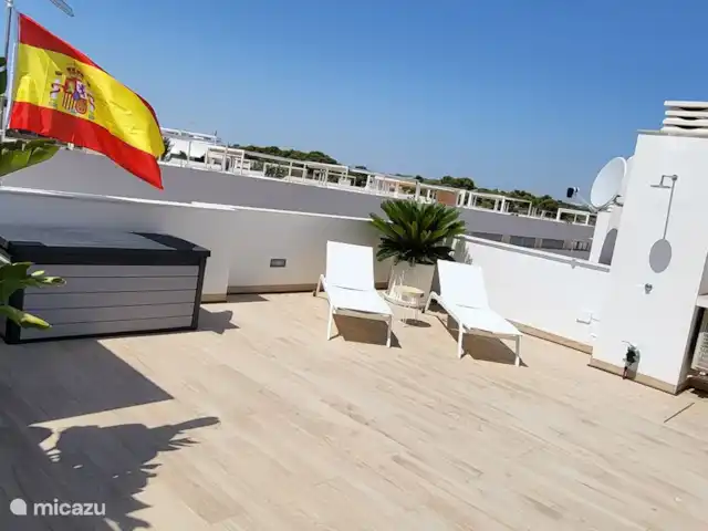 Laguna Beach Resort Torrevieja | Espagne, Costa Blanca, Torrevieja - penthouse La terrasse sur le toit dispose de 4 chaises longues