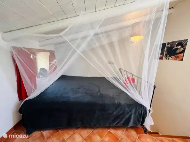 Casa Corcunda | Portugal, Algarve, Moncarapacho - maison de vacances Le lit avec pont supérieur peut être composé de 2 lits simples