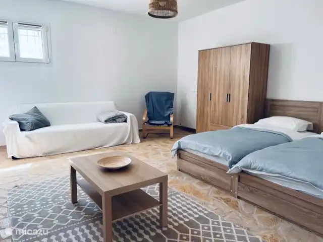 Villa Pasithéa | Grèce, Péloponnèse, Xiropigado - appartement chambre 2 avec 2 lits simples et canapé-lit