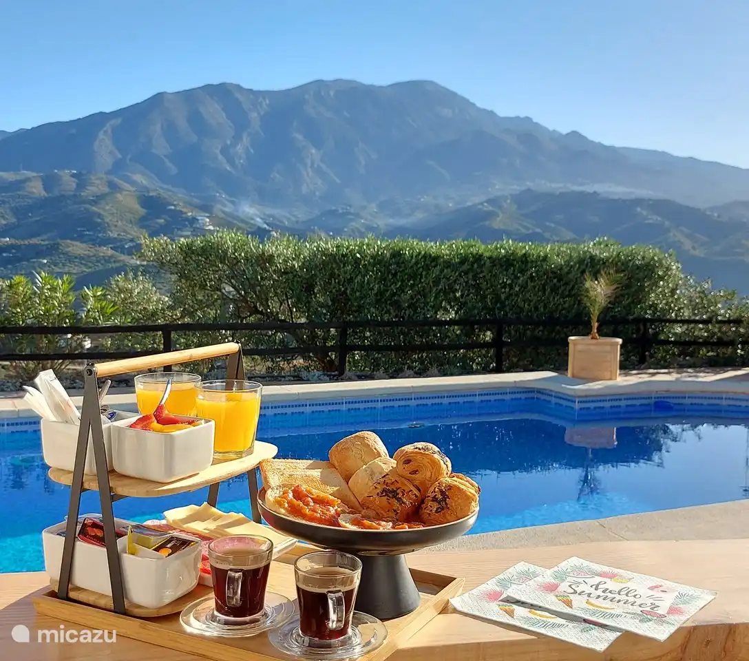 Se puede reservar un desayuno con vistas